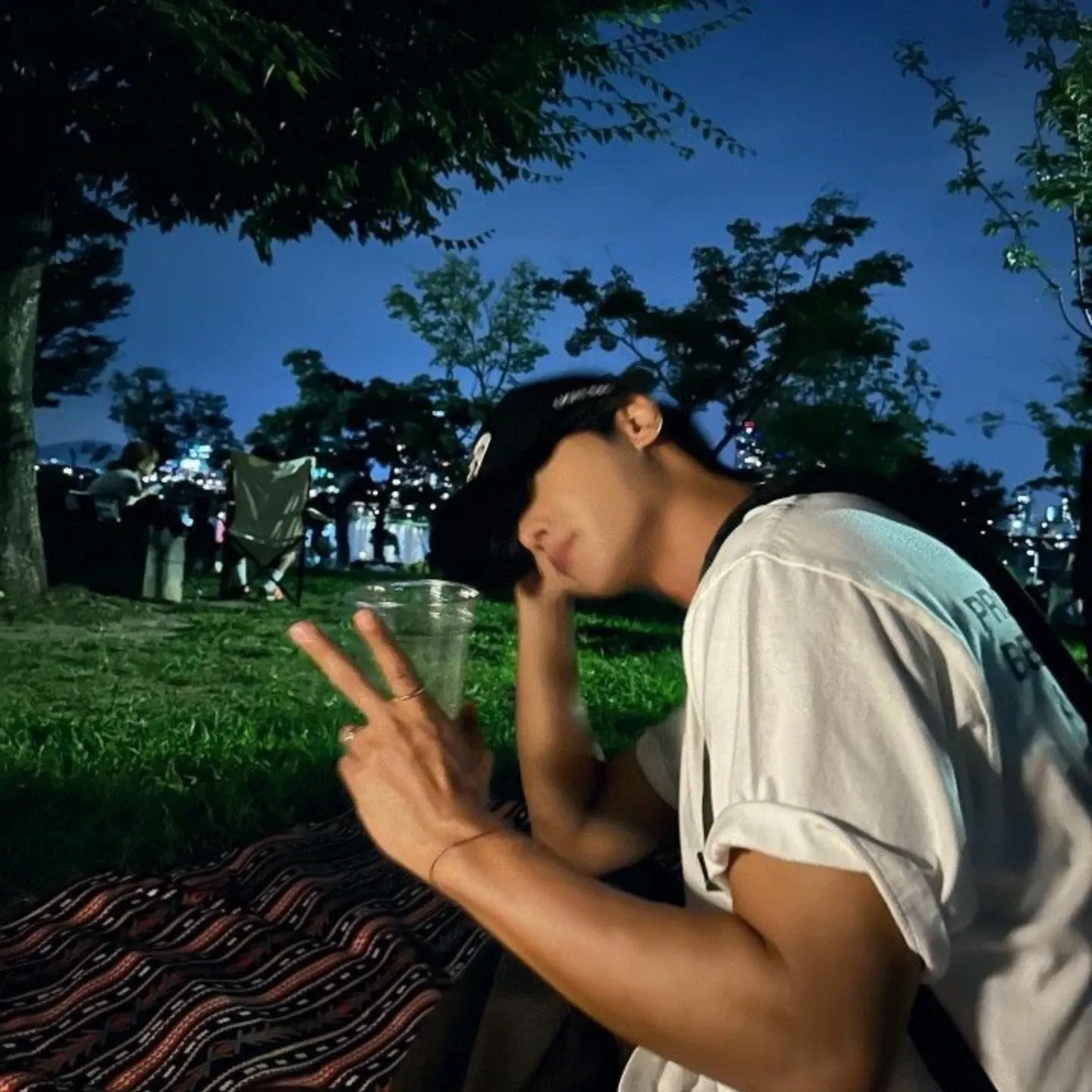 エン (VIXX)の舞台裏ショット