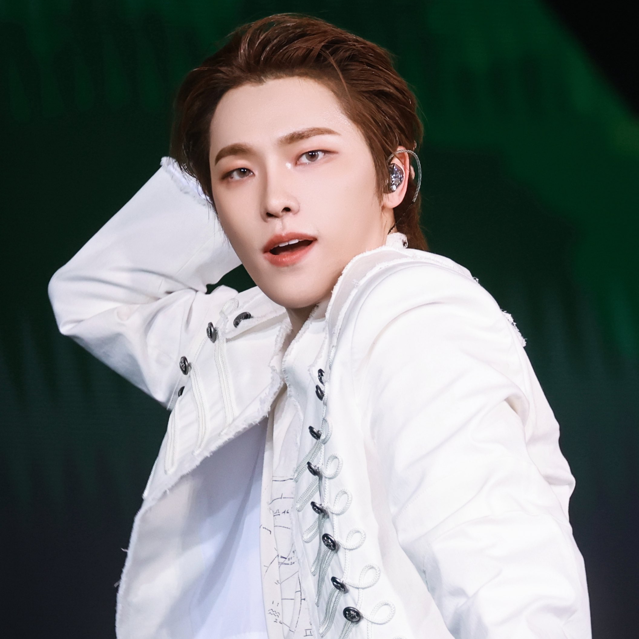 A moment captured by Dino (SEVENTEEN)'s fan