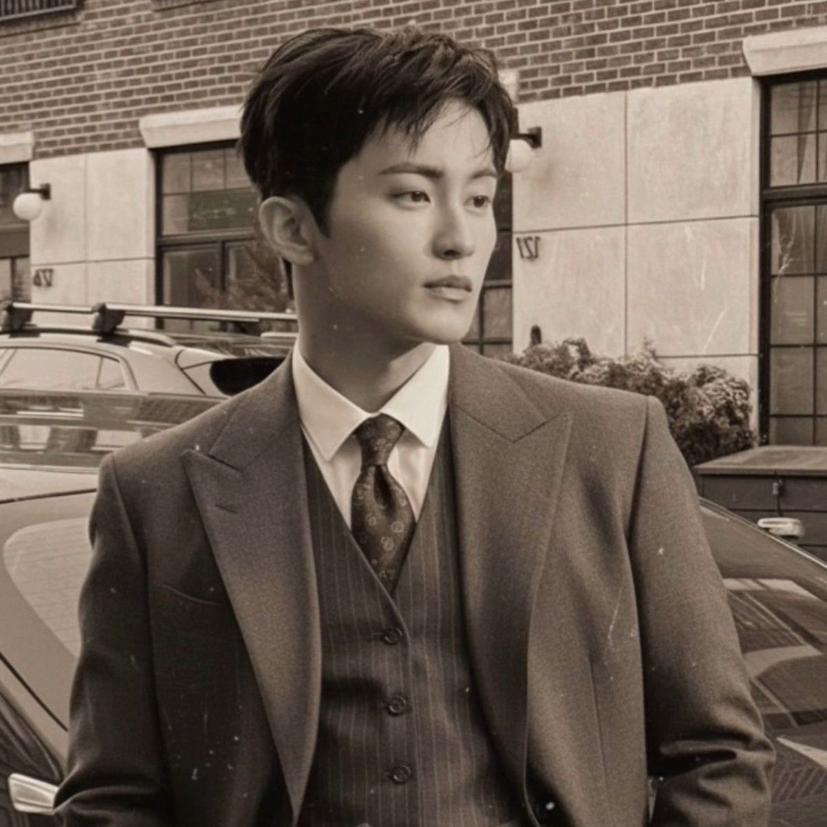 A moment captured by Mark (NCT 127, NCT DREAM)'s fan