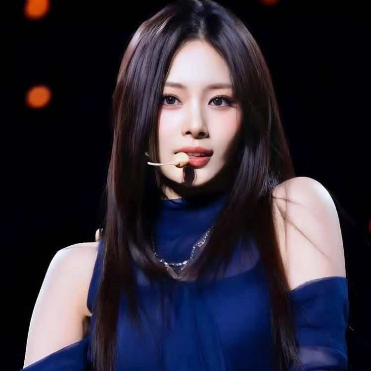 쯔위 (TWICE) 최근 활동샷