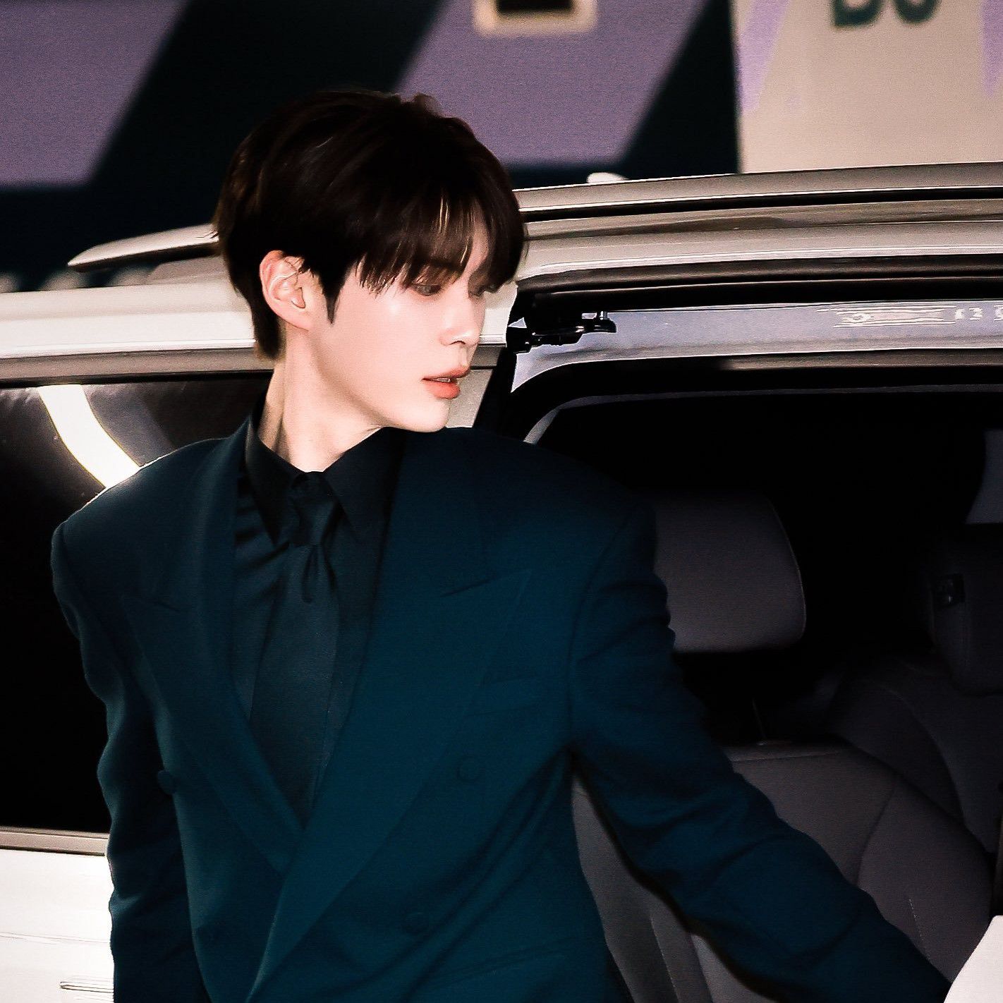 A moment captured by Sung Hanbin (ZEROBASEONE)'s fan