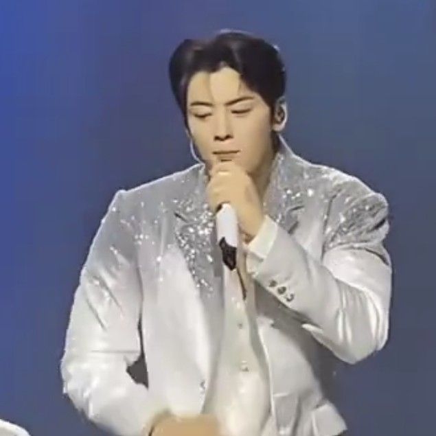 Recent activity shot of Eunwoo (ASTRO)