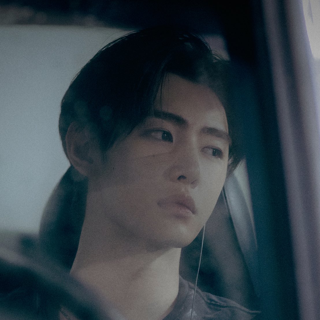 Latest photo of Sunghoon (ENHYPEN)