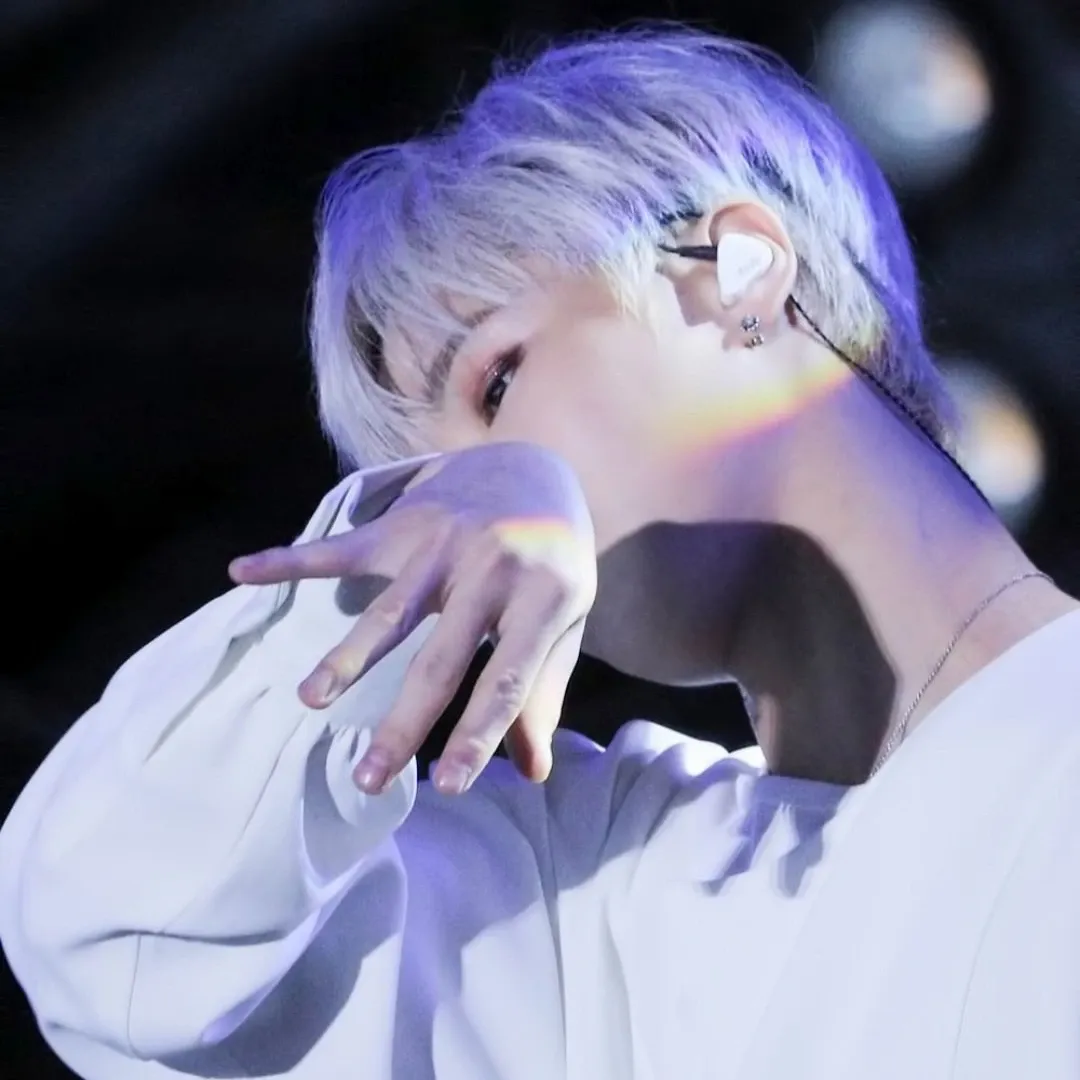 Behind-the-scenes cut of Moonbin (ASTRO)
