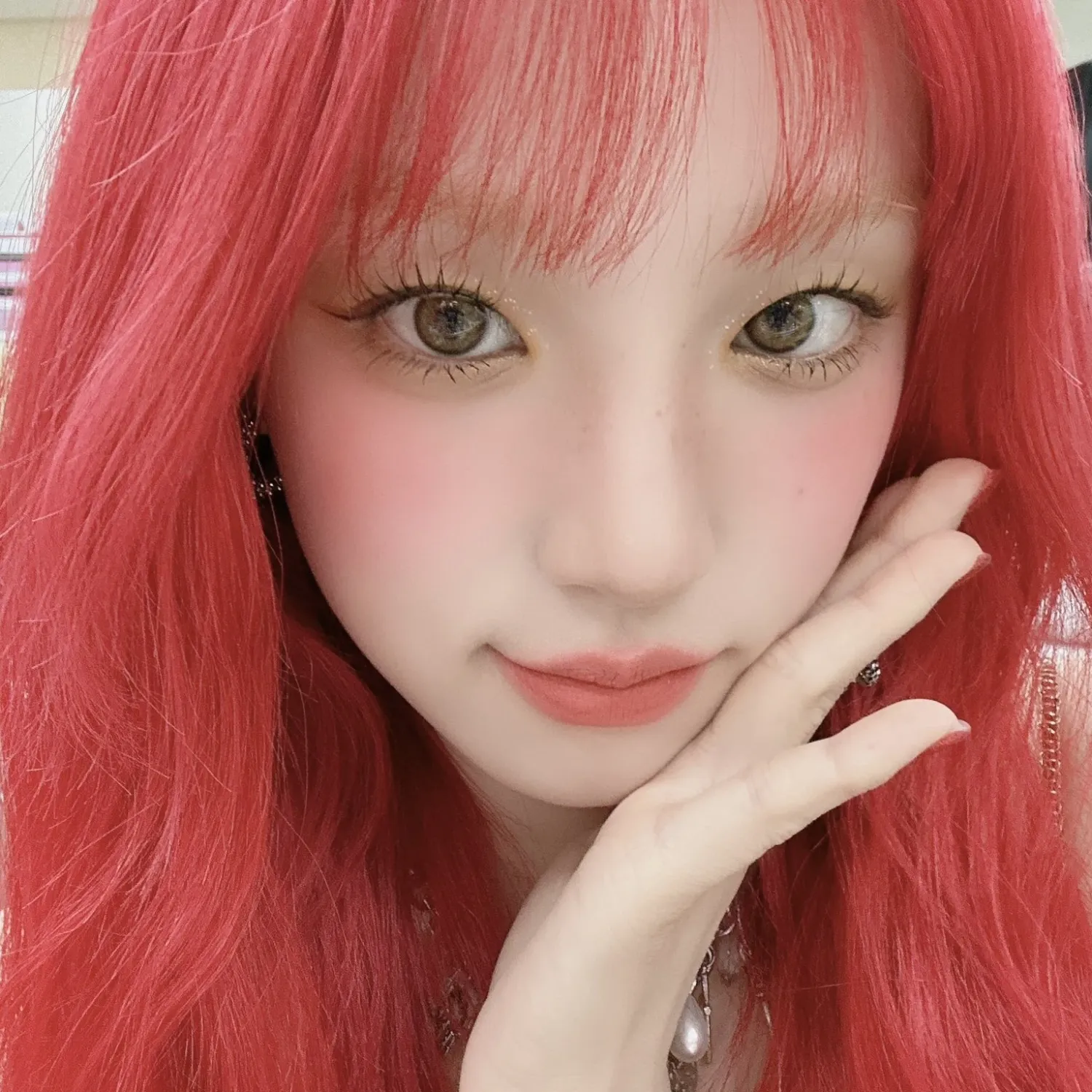 우기 (아이들)의 최신 사진