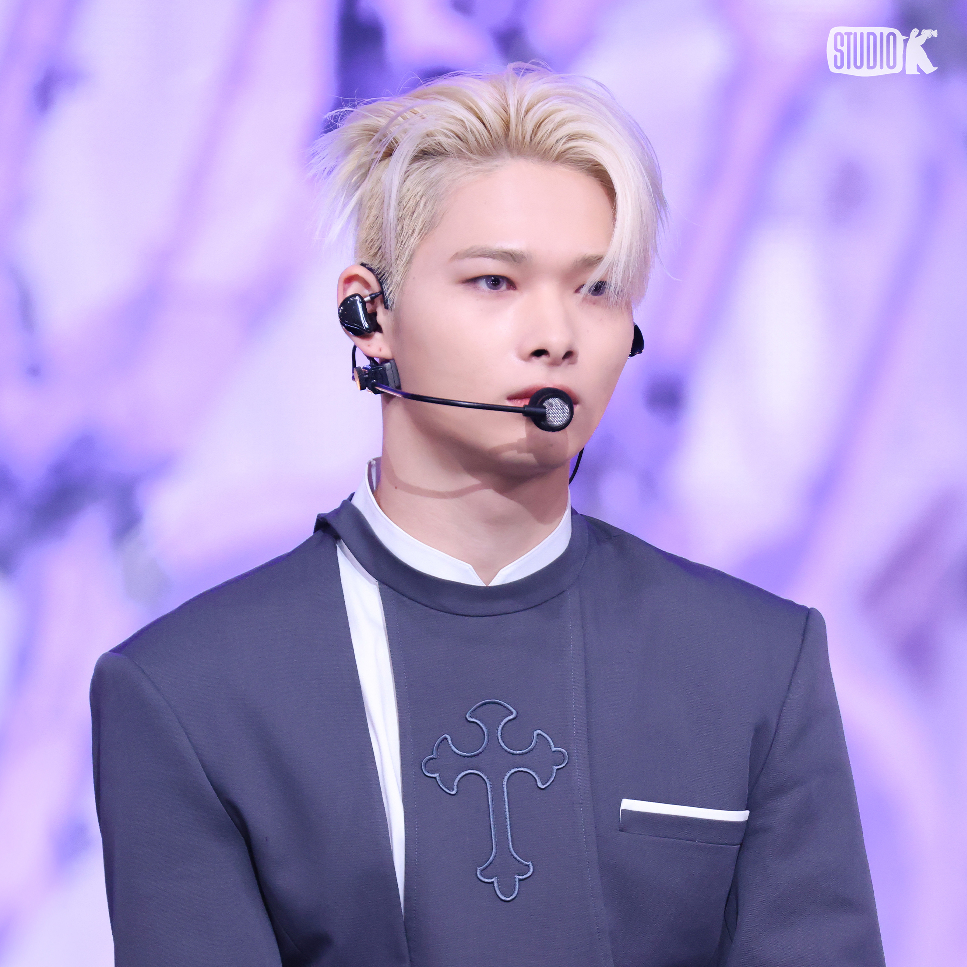 니키 (ENHYPEN) 최근 활동샷