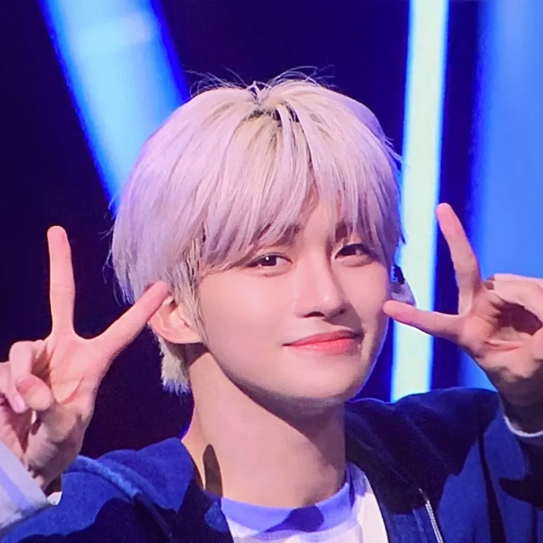 Latest photo of Jihoon (TWS)