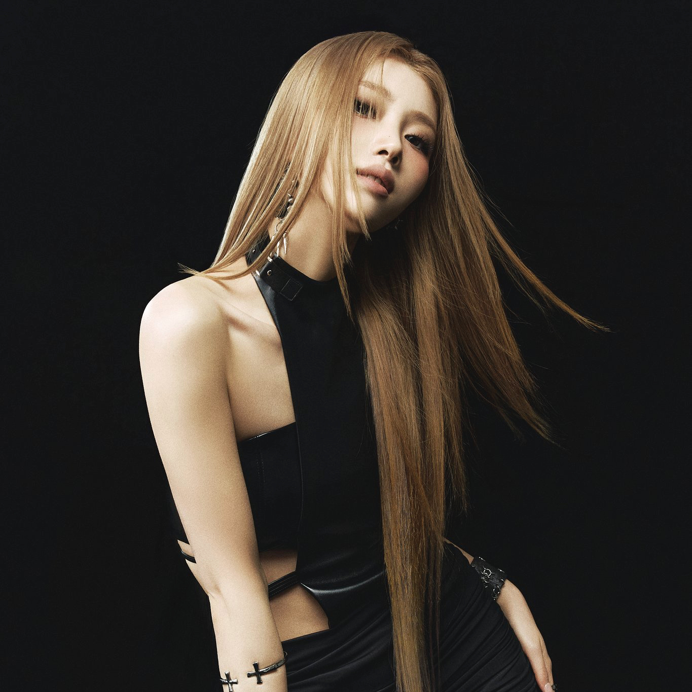 Behind-the-scenes cut of Xiao Ting (Kep1er)