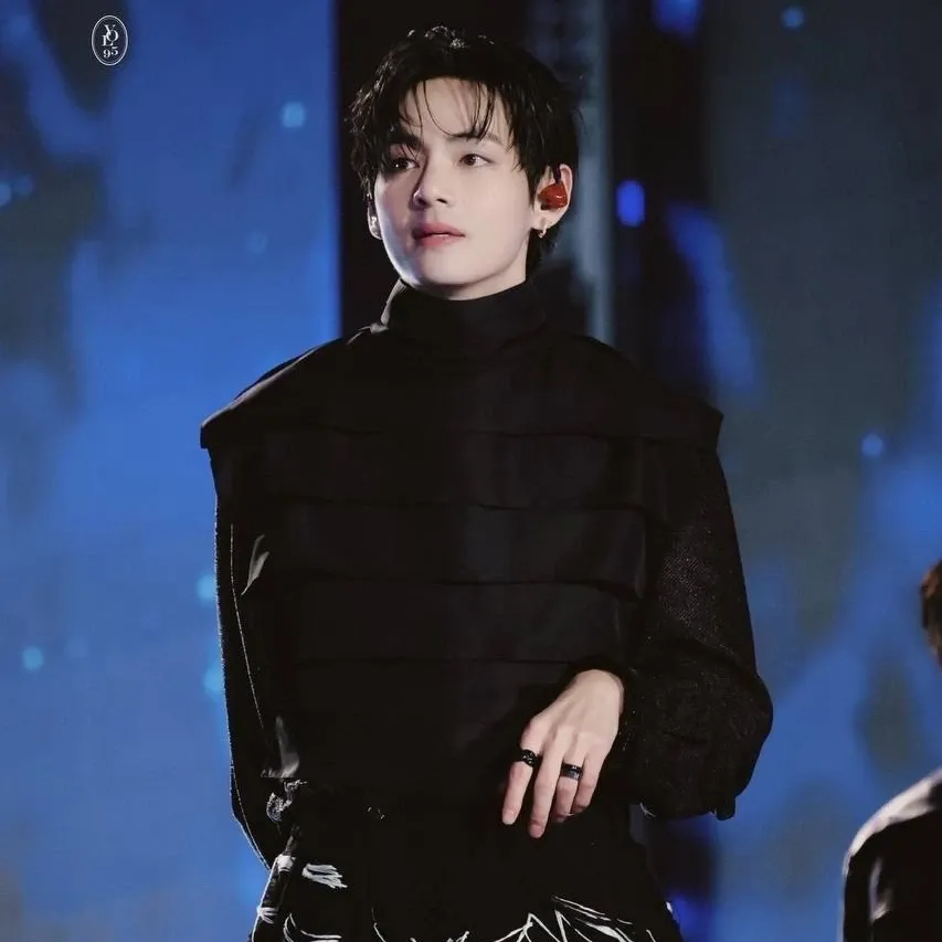 Momen yang diabadikan oleh penggemar V (BTS)