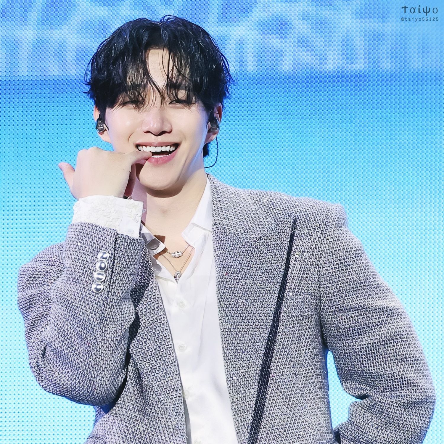 Behind-the-scenes cut of Junho (2PM)