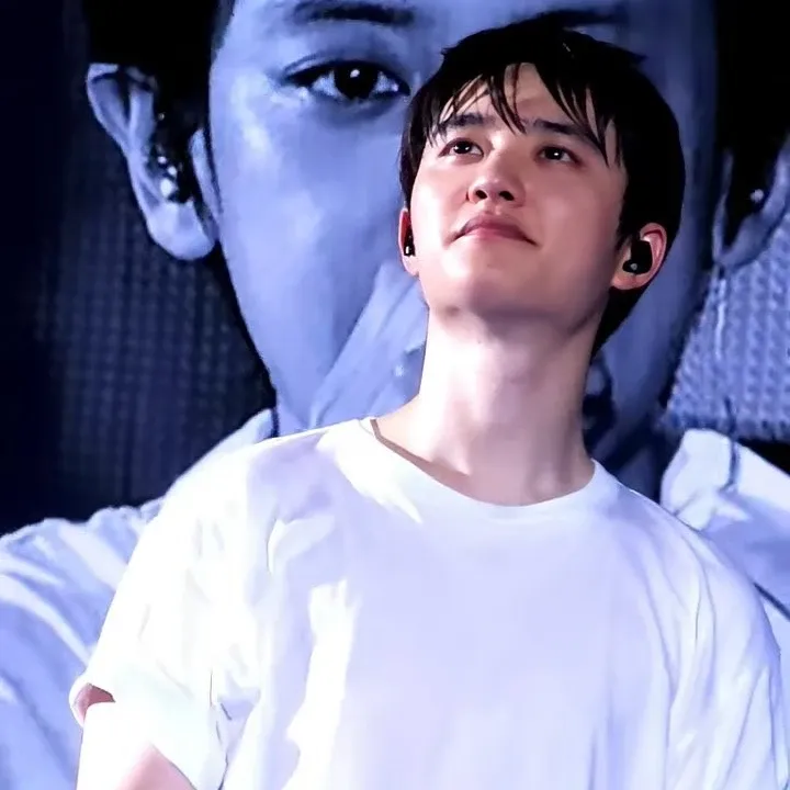 D.O. (EXO)粉絲拍下的瞬間