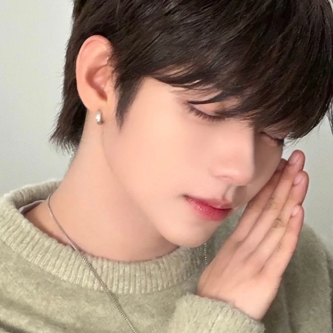 Latest photo of JL (AHOF)