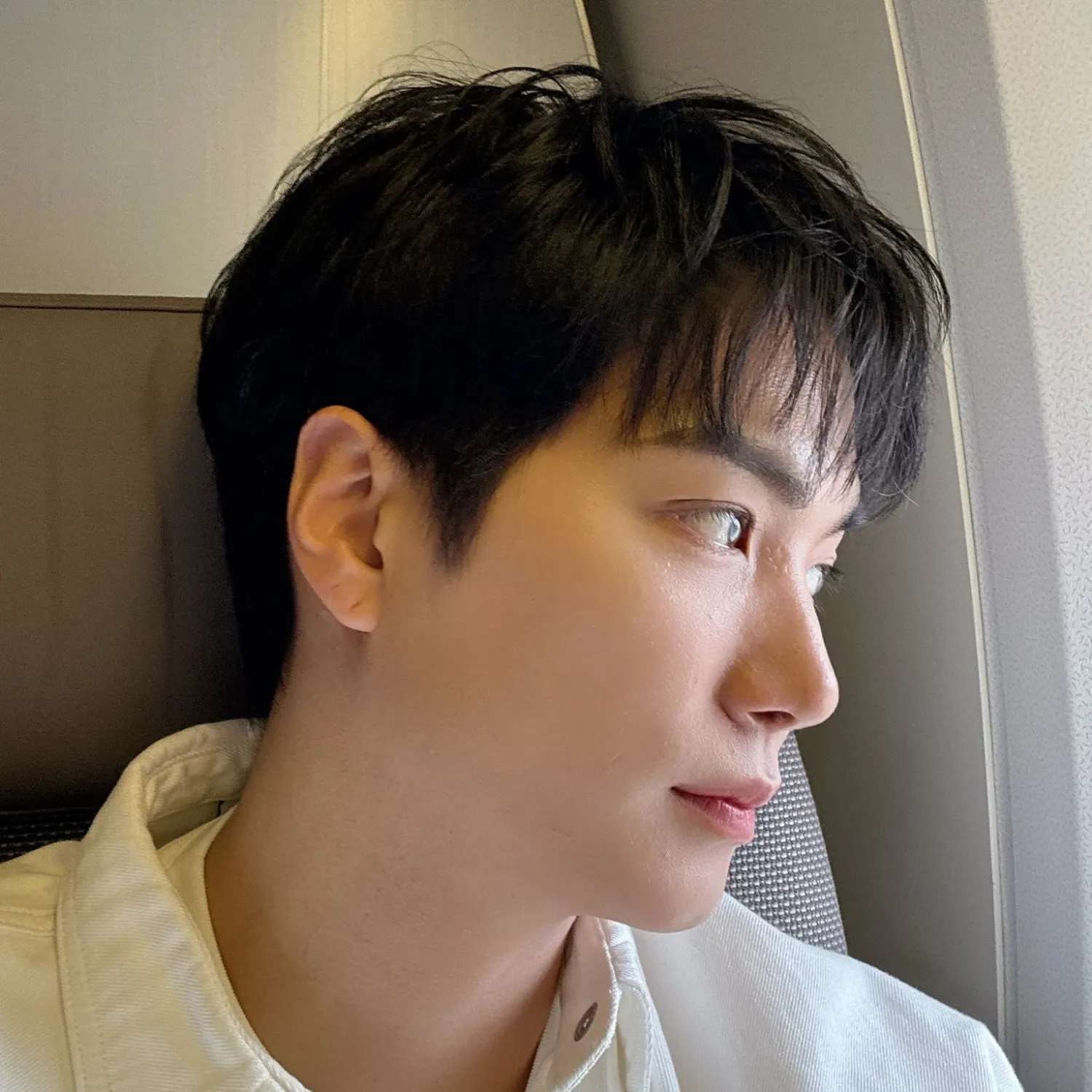 Recent activity shot of Kim Jonghyeon