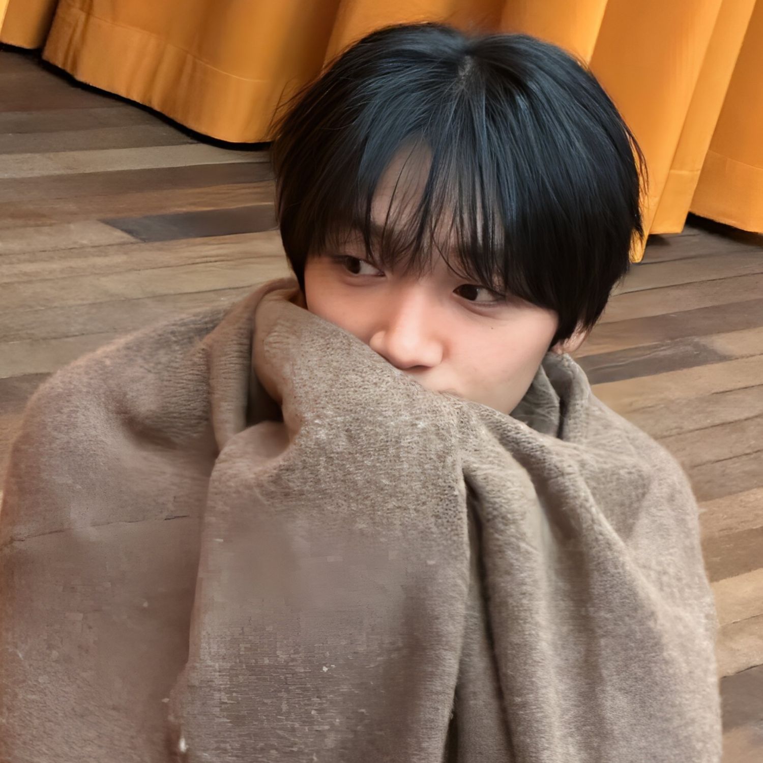 Recent activity shot of Jeong Sewoon