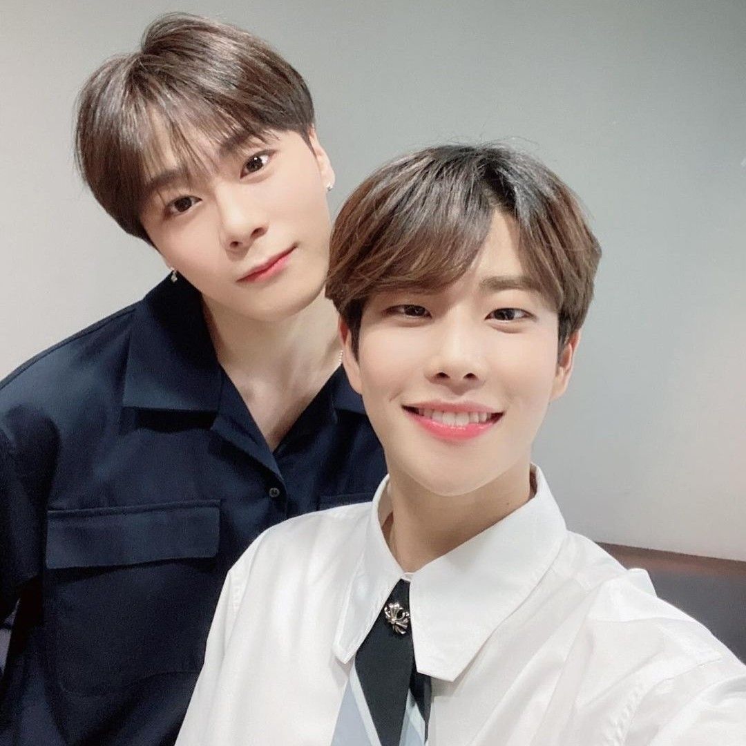 A moment captured by Moonbin (ASTRO)'s fan