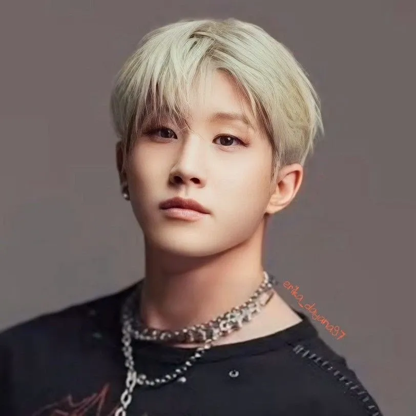 A moment captured by Jinjin (ASTRO)'s fan