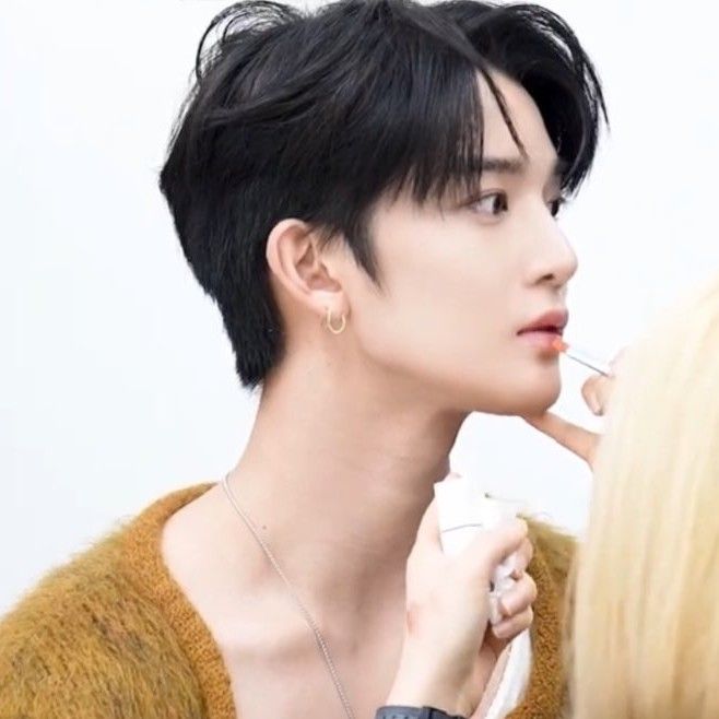 A moment captured by Bae Jinyoung's fan