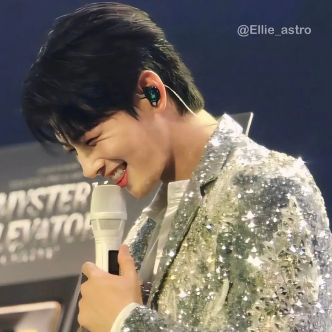 Latest photo of Eunwoo (ASTRO)