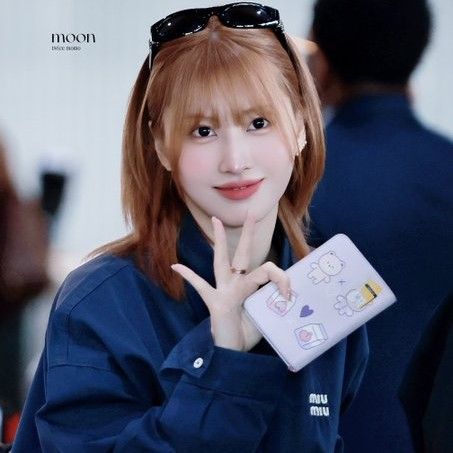 Momo (TWICE)粉絲拍下的瞬間