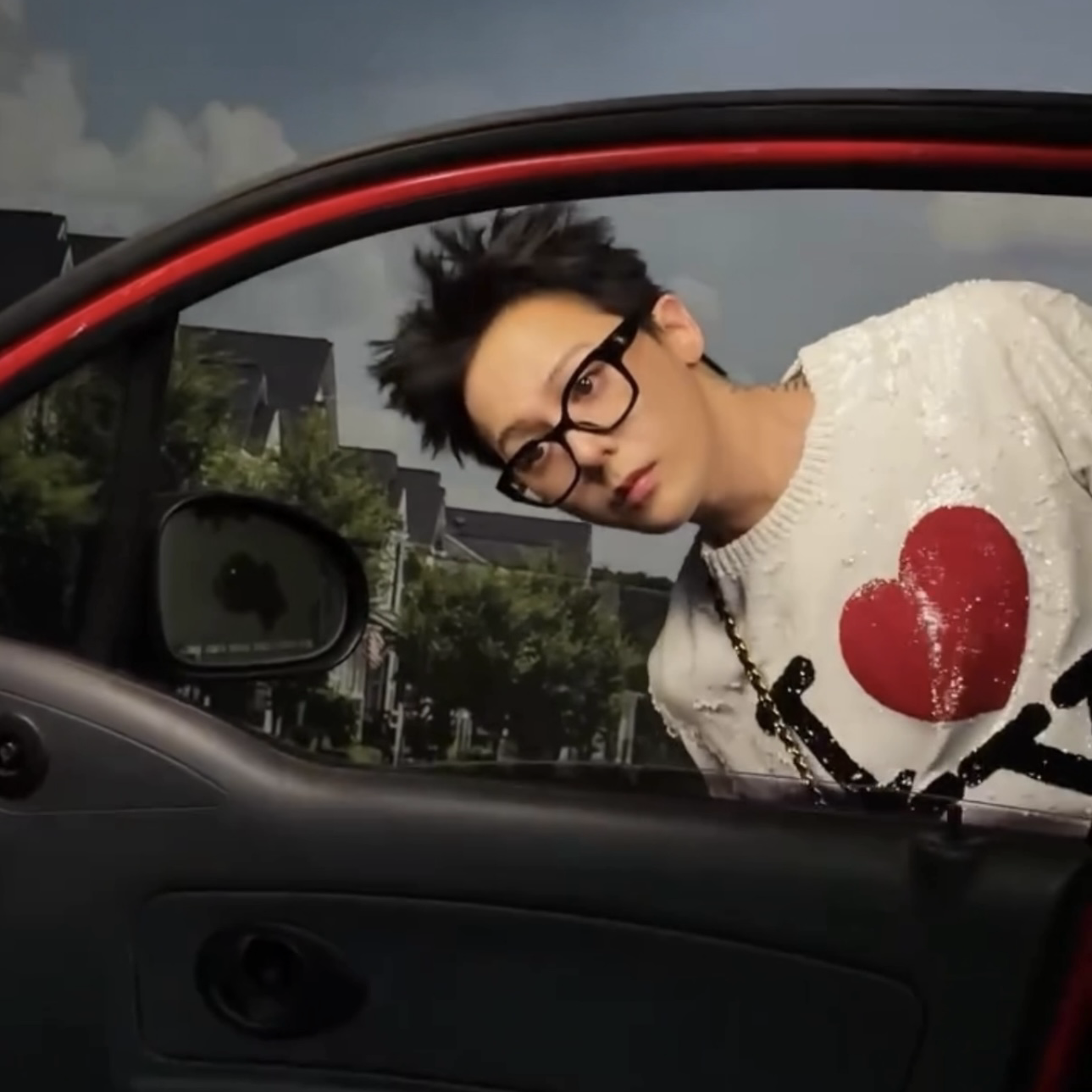 Recent activity shot of G-DRAGON (BIGBANG)