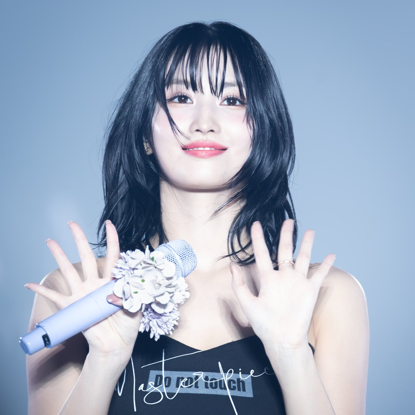 モモ (TWICE)の舞台裏ショット
