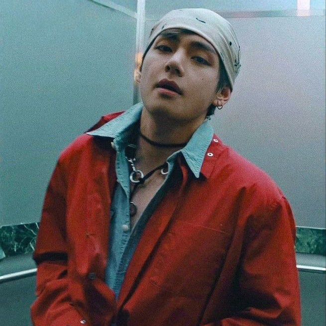 Momen yang diabadikan oleh penggemar V (BTS)