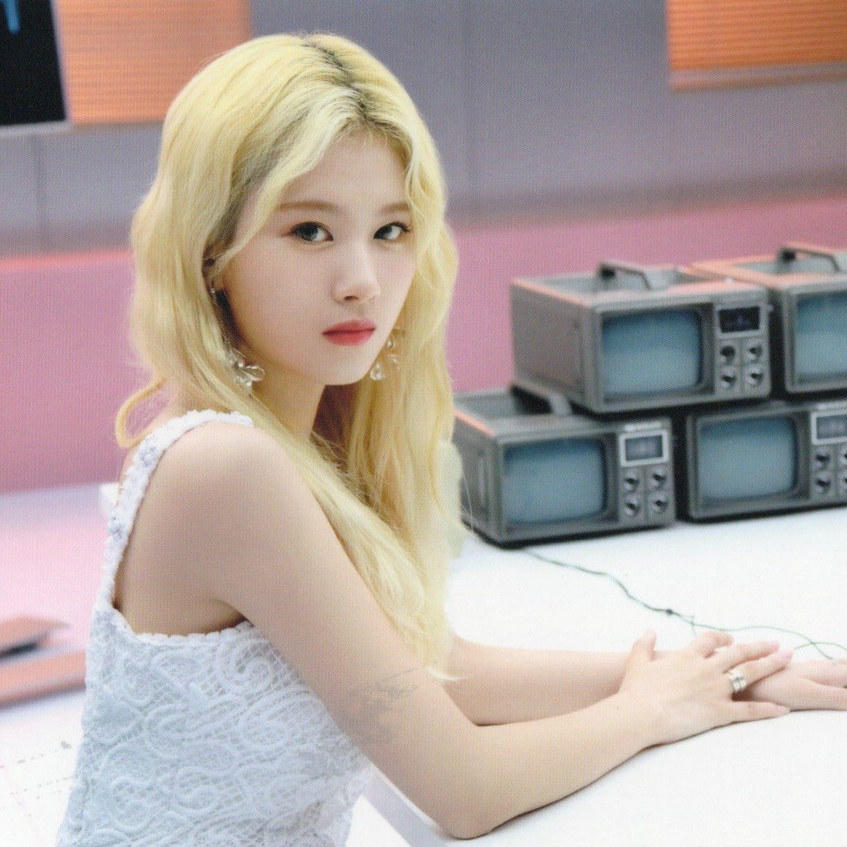 Sana (TWICE)粉丝拍下的瞬间