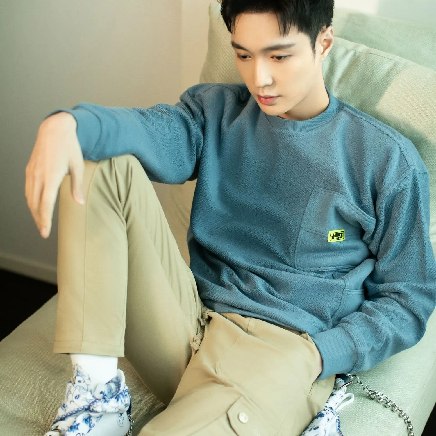 A moment captured by Lay (EXO)'s fan