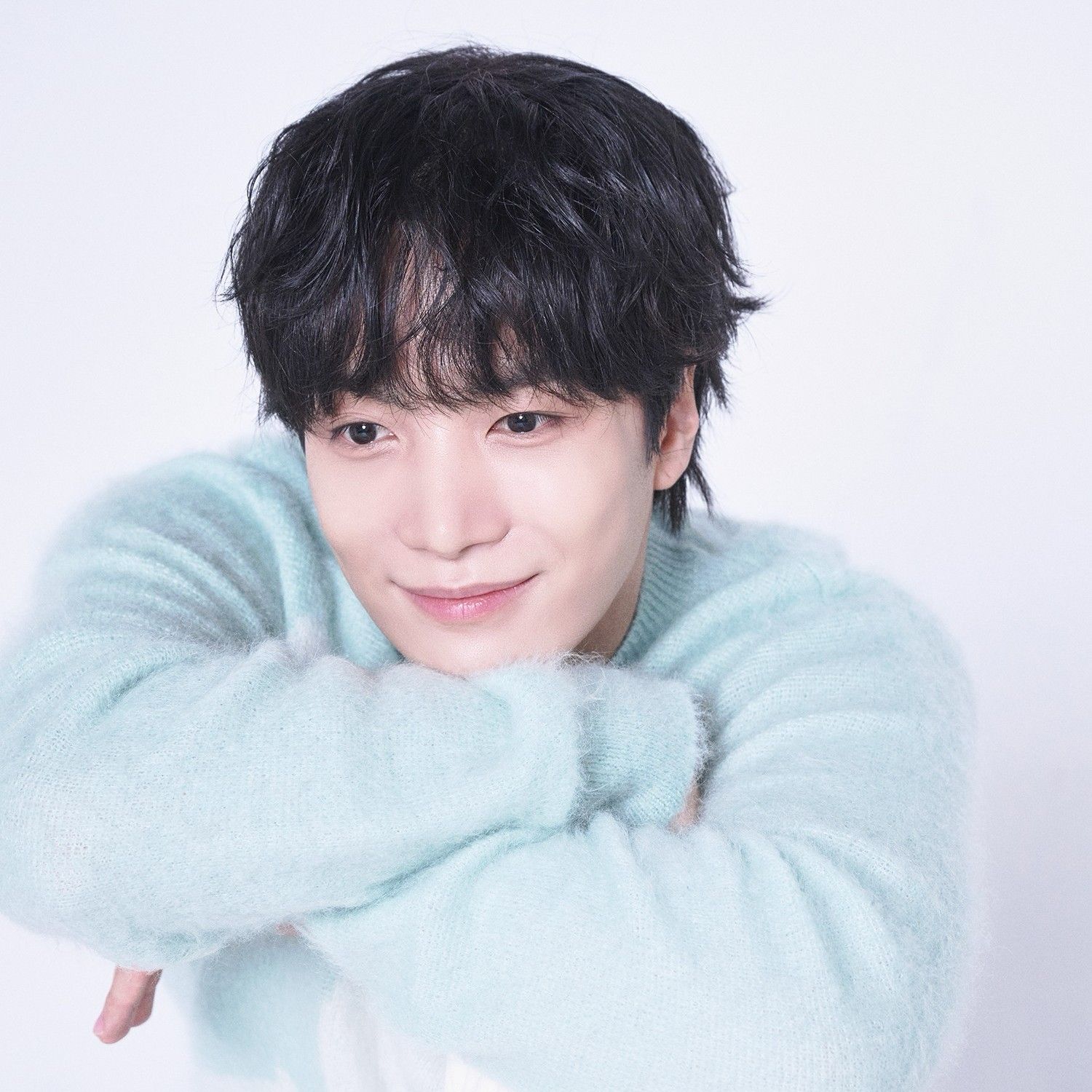 A moment captured by Kim Jonghyeon's fan