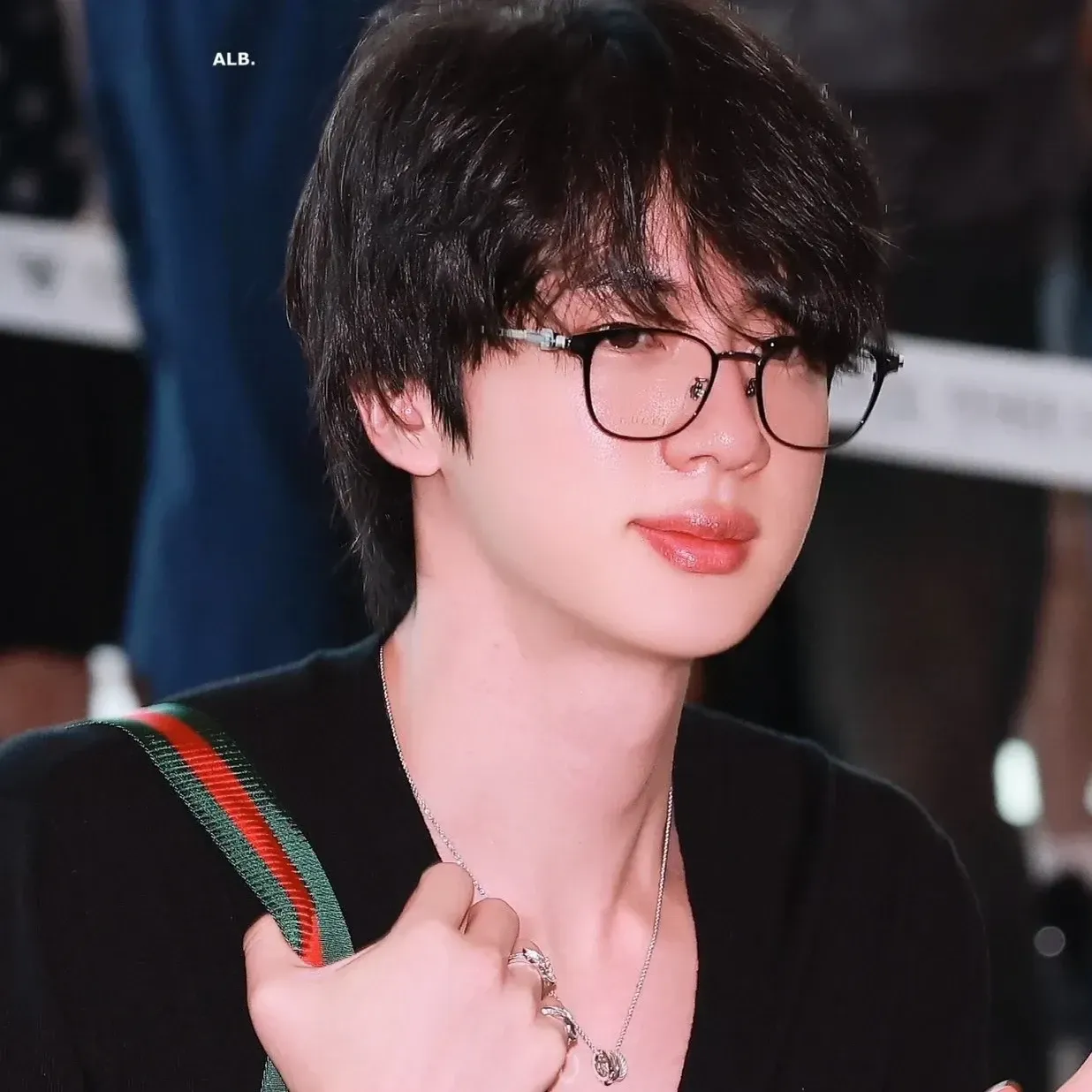 Jin (防弹少年团)的最新照片