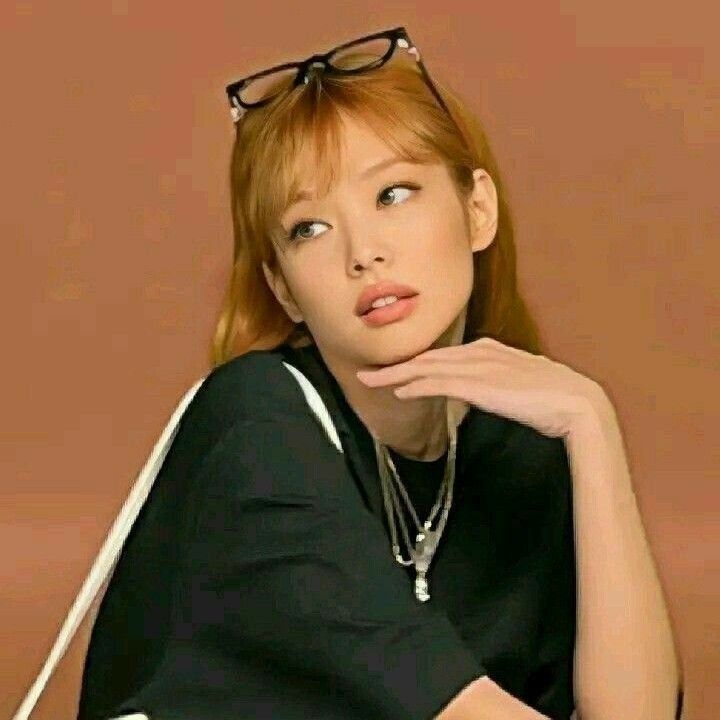 Jennie (BLACKPINK)的最新照片