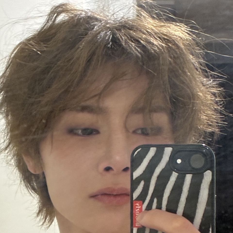 Behind-the-scenes cut of I.N (Stray Kids)