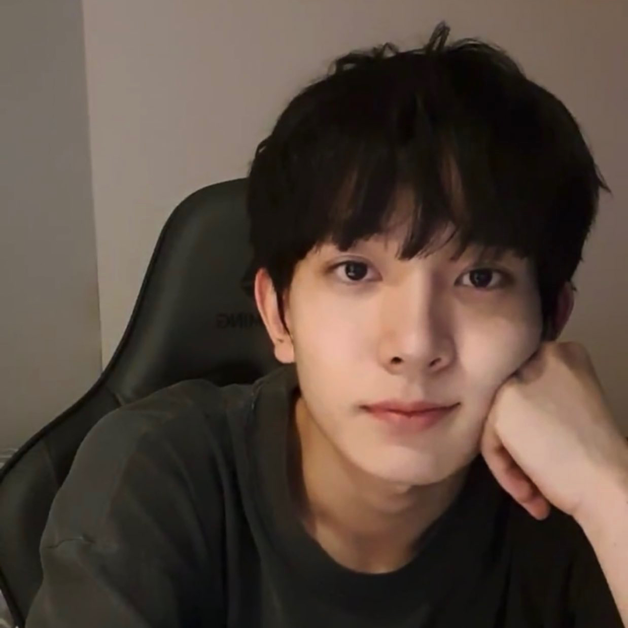 희승 (ENHYPEN)의 비하인드 컷