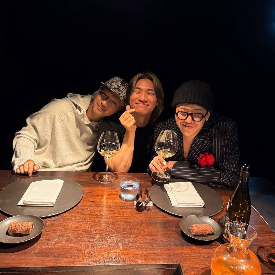 Recent activity shot of BIGBANG