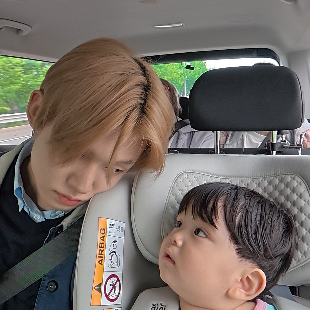 Foto aktivitas terbaru Yeonjun (TOMORROW X TOGETHER)