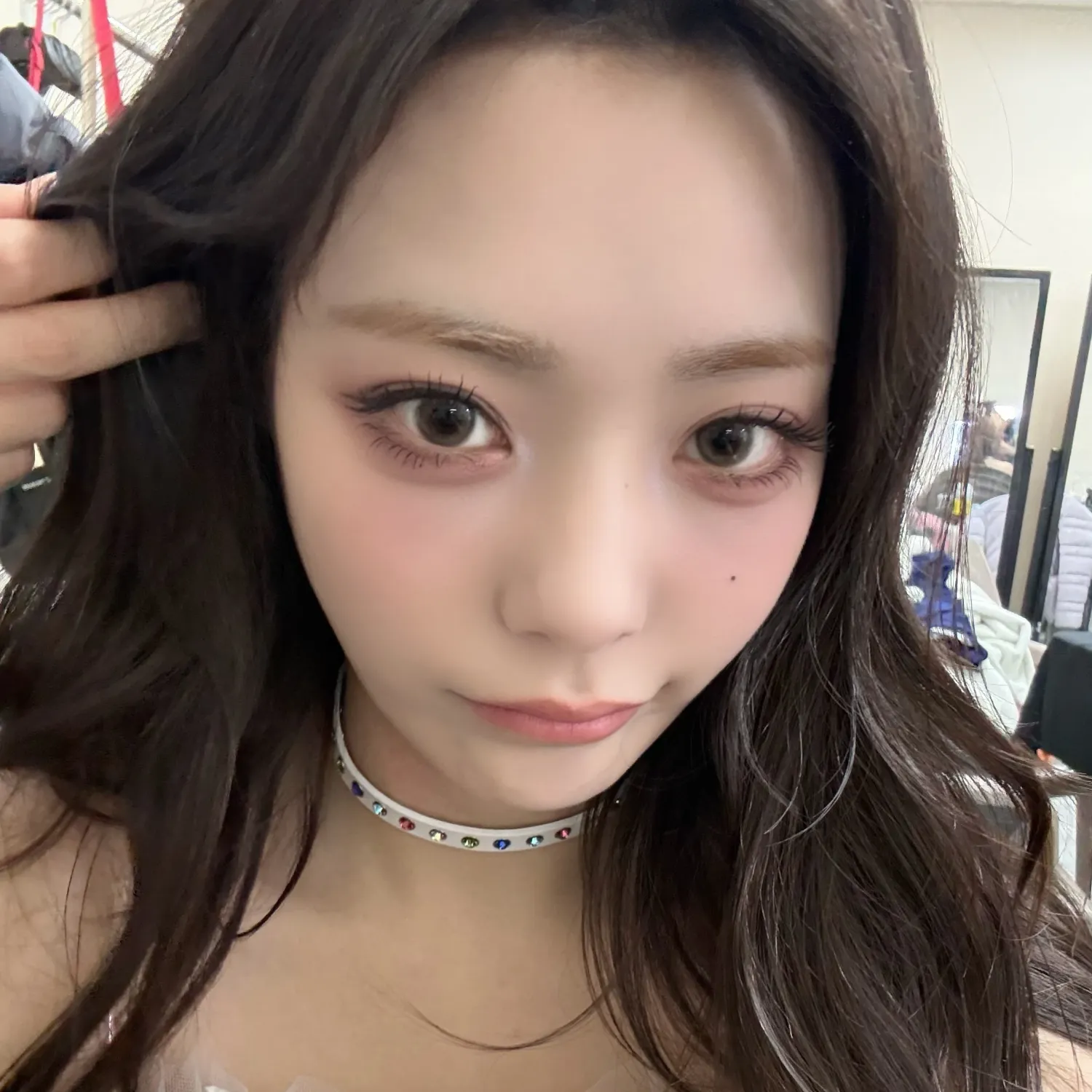 Behind-the-scenes cut of Siyeon (QWER)
