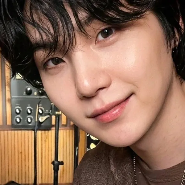 SUGA (BTS)の舞台裏ショット