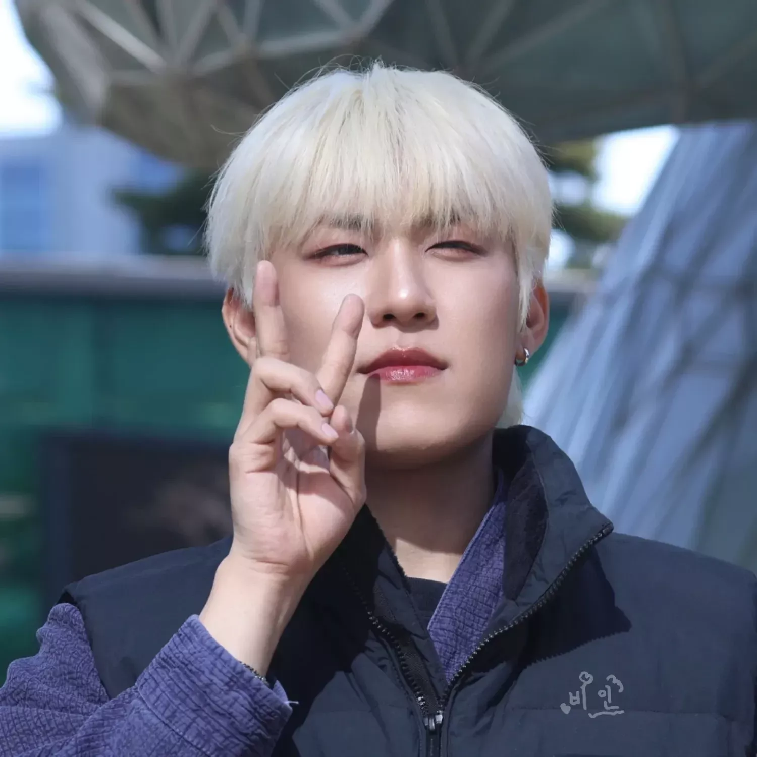 朴佑镇 (AB6IX)的最新照片