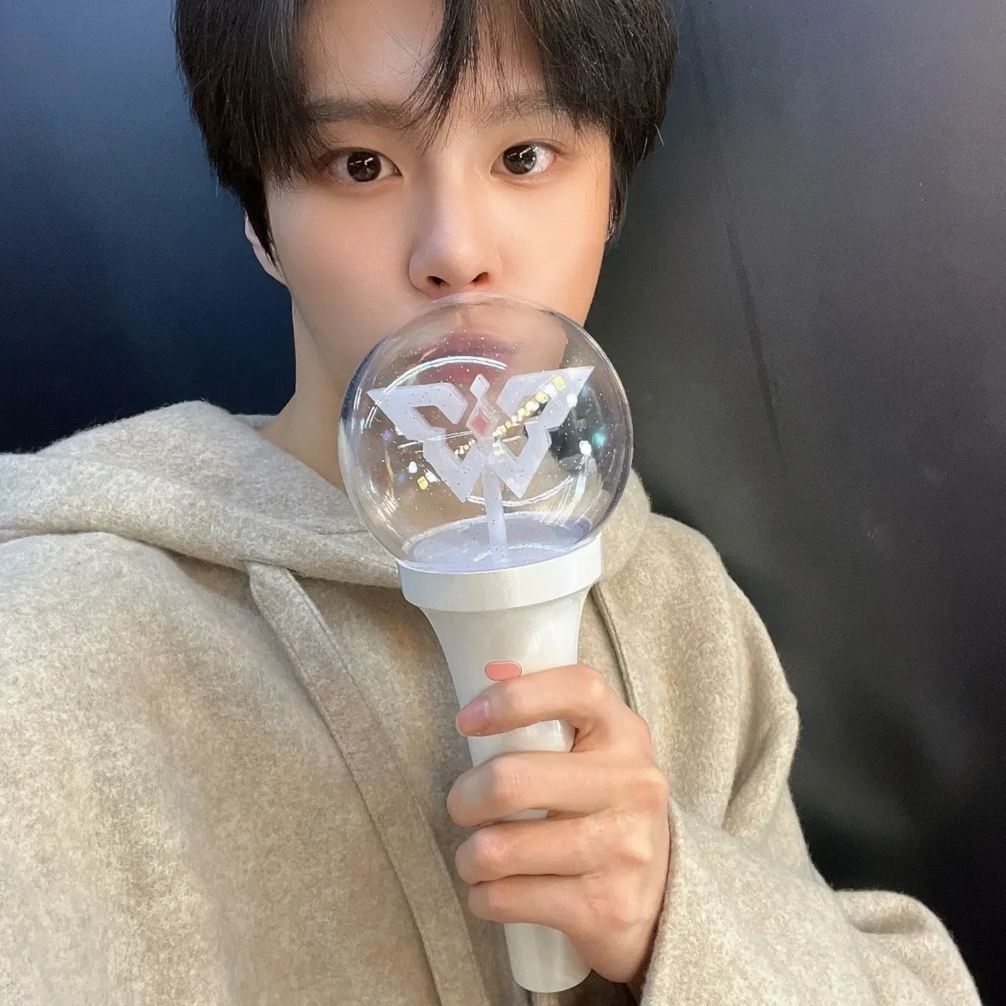 Foto terbaru Kim Wooseok