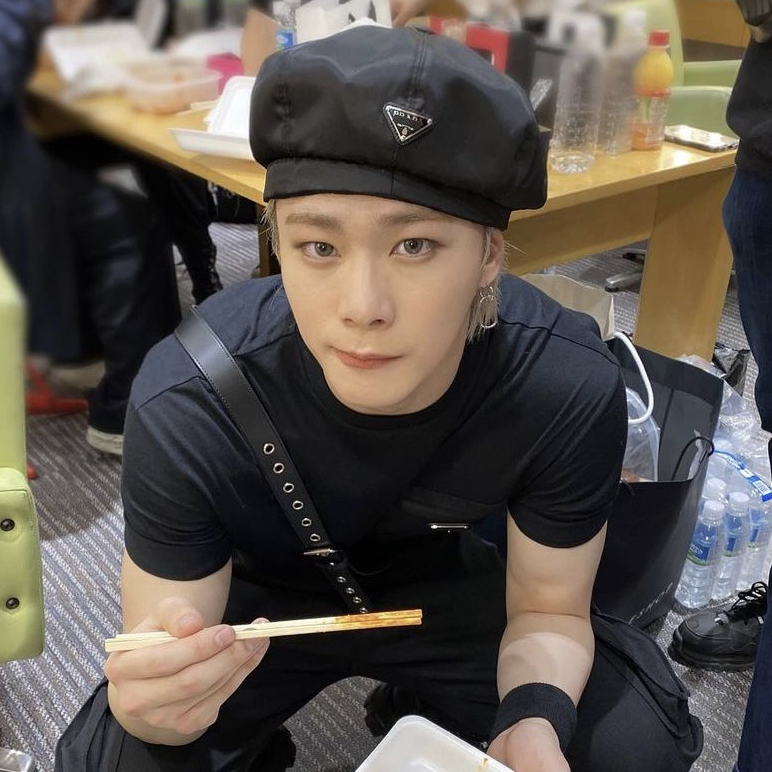 A moment captured by Moonbin (ASTRO)'s fan