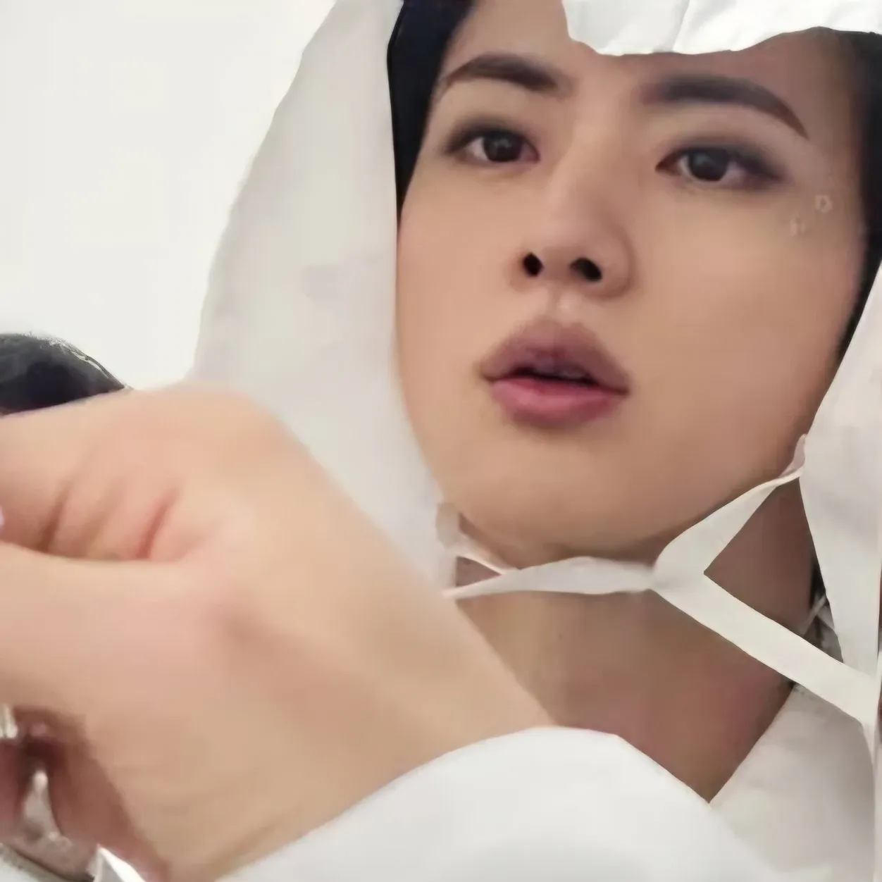 진 (방탄소년단)의 최신 사진