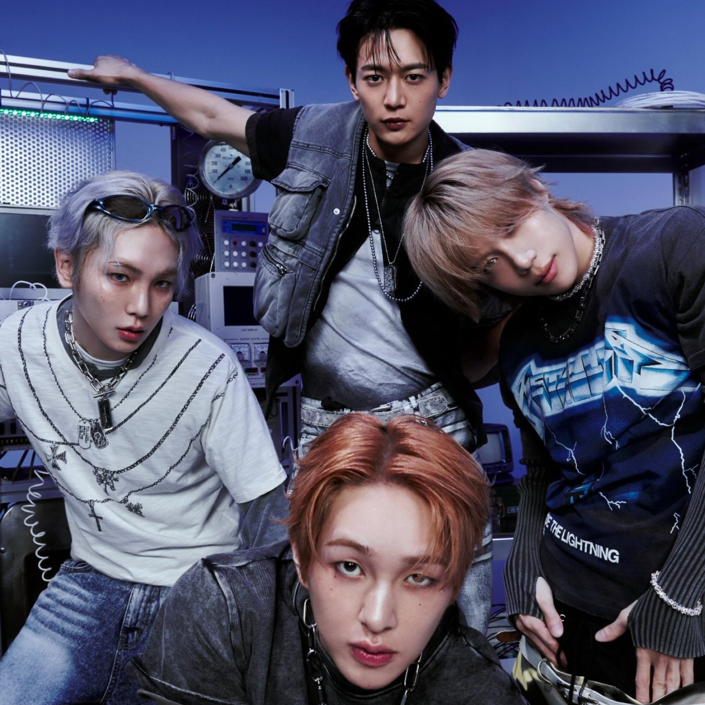 Behind-the-scenes cut of SHINee