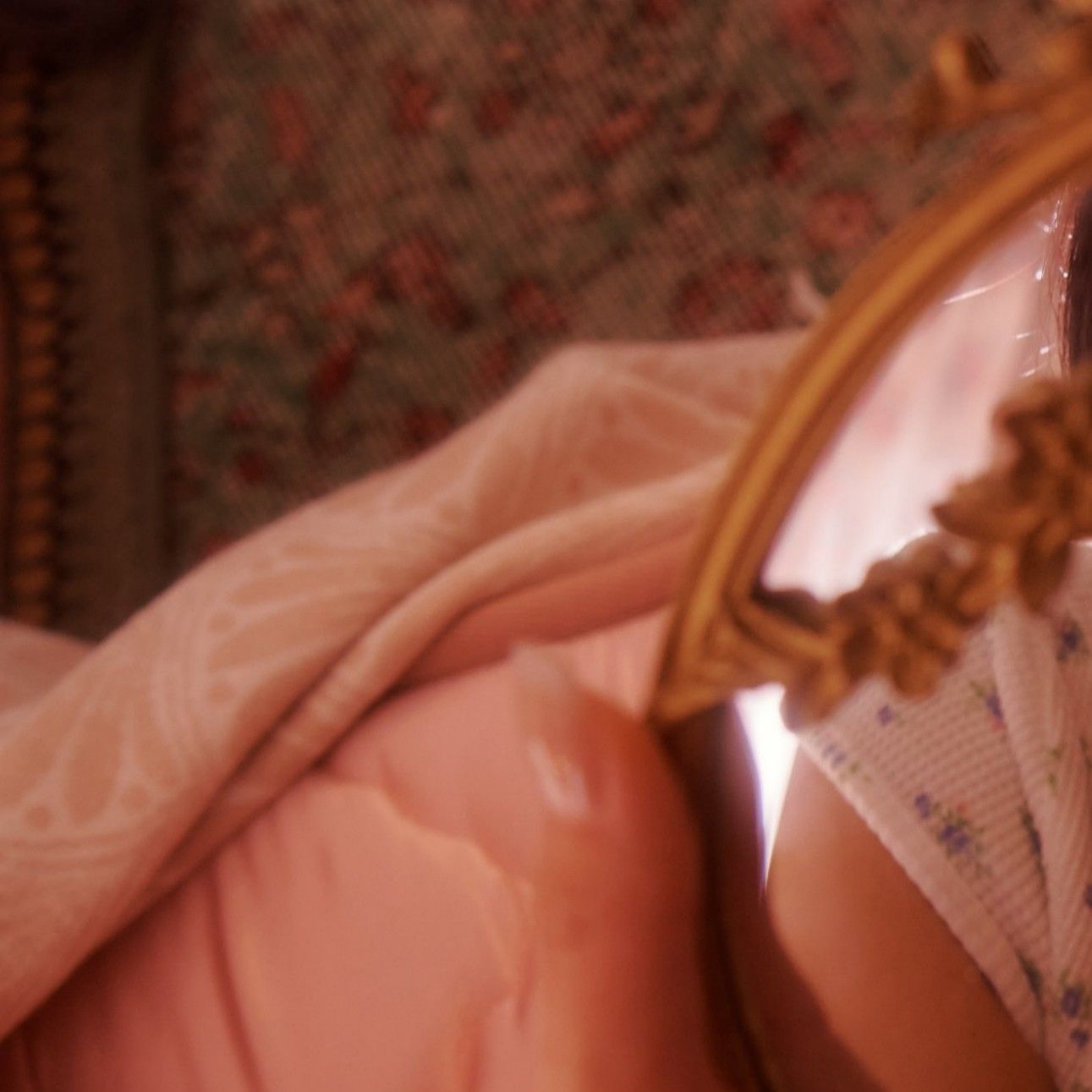 Recent activity shot of Hwasa (MAMAMOO)