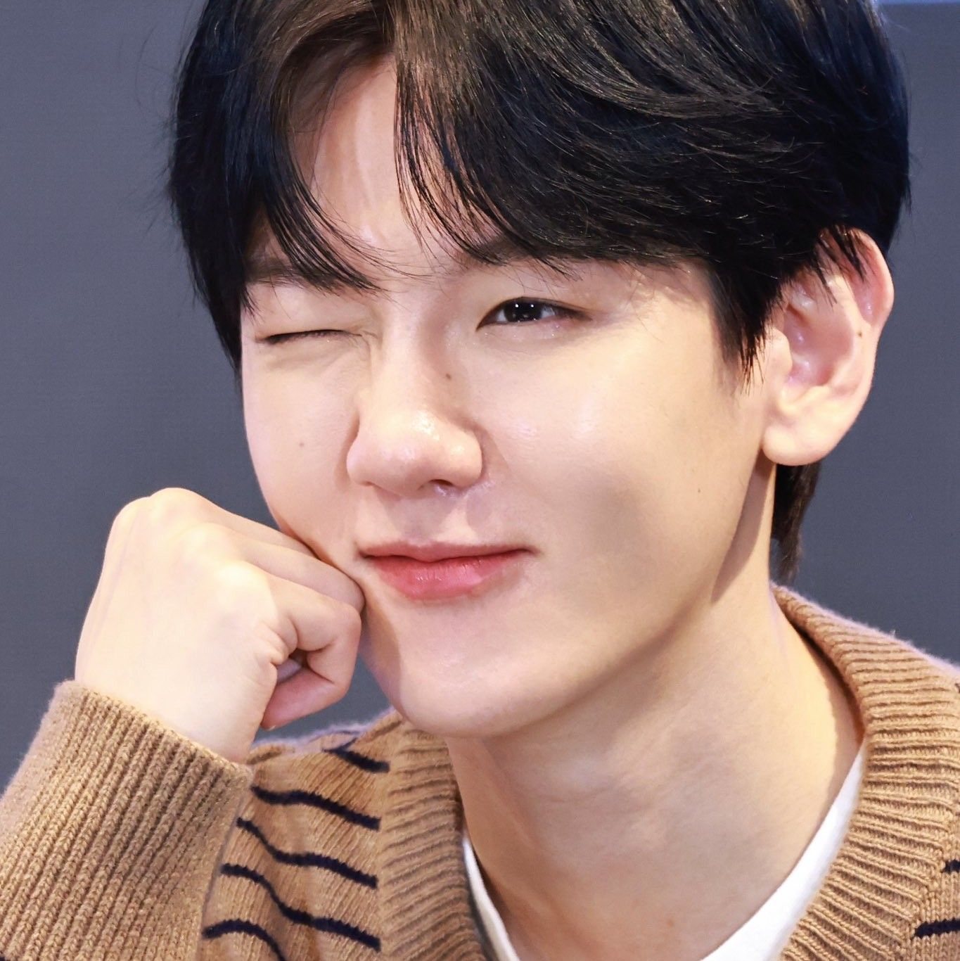 백현 (EXO)의 비하인드 컷