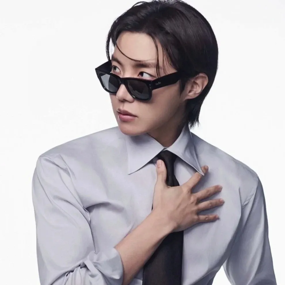 제이홉 (방탄소년단)의 비하인드 컷