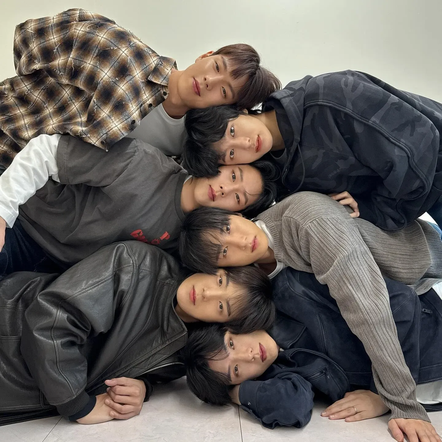 Foto aktivitas terbaru MONSTA X