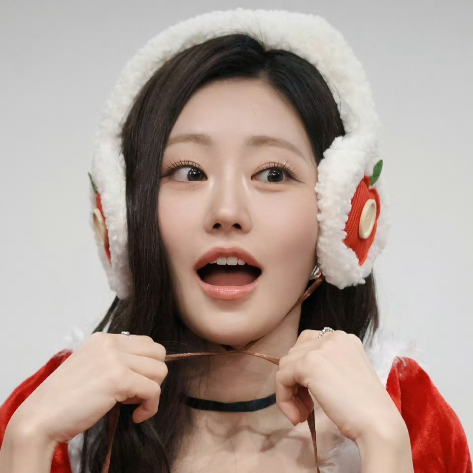 Julie (KISS OF LIFE)的最新活動照片