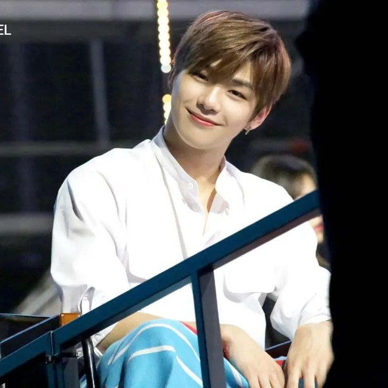 강다니엘의 최신 사진