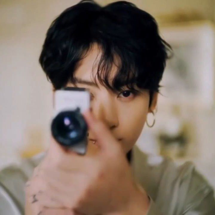 Latest photo of Jungkook (BTS)