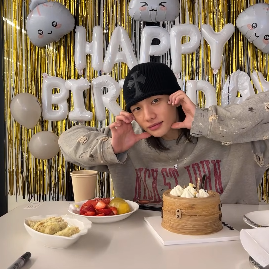 Foto aktivitas terbaru Stray Kids